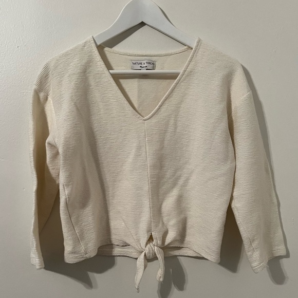 Madewell Tops - MADEWELL Texture & Thread Cream Color knot front crop top size M